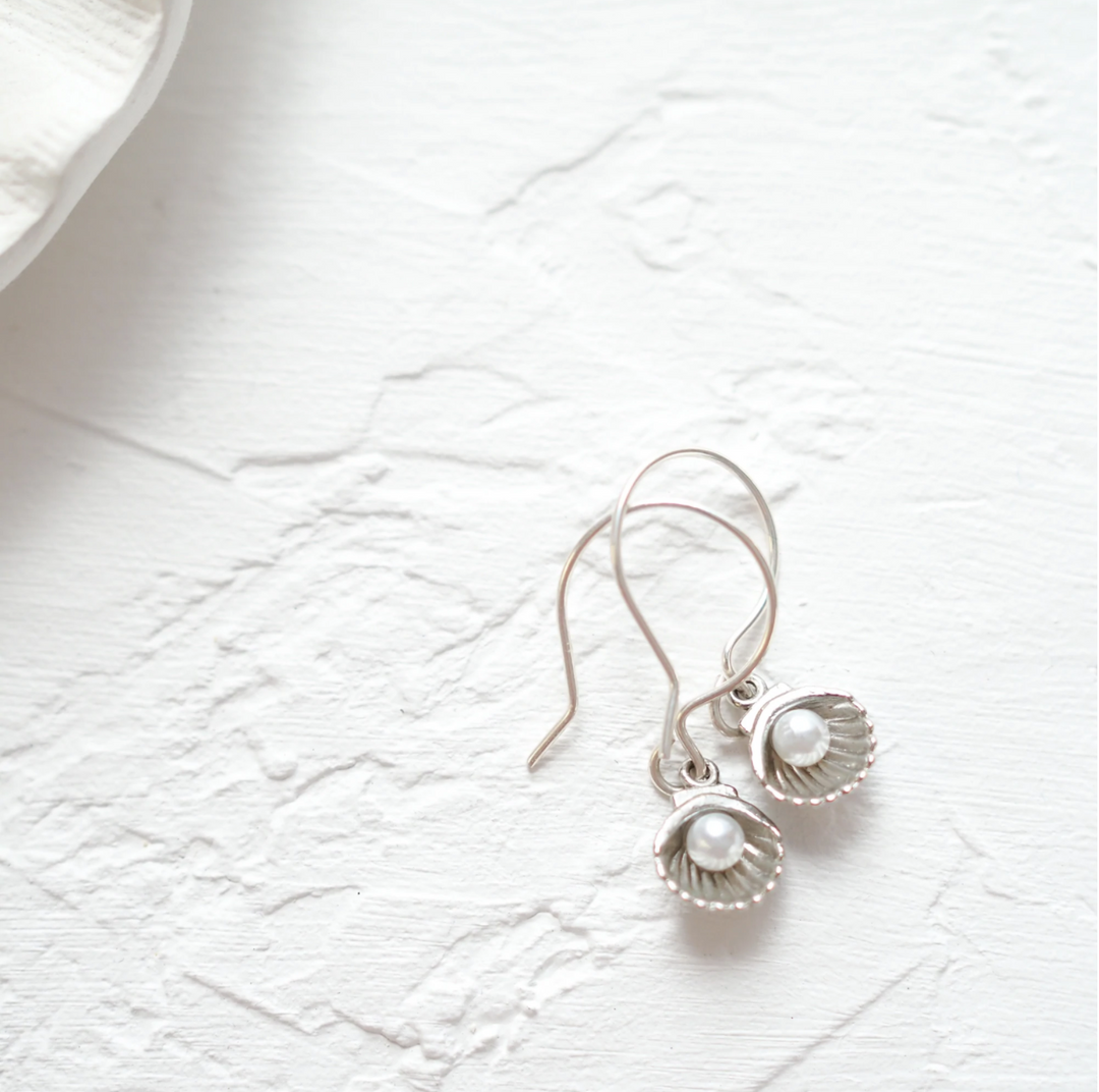 Cate Clam Earrings